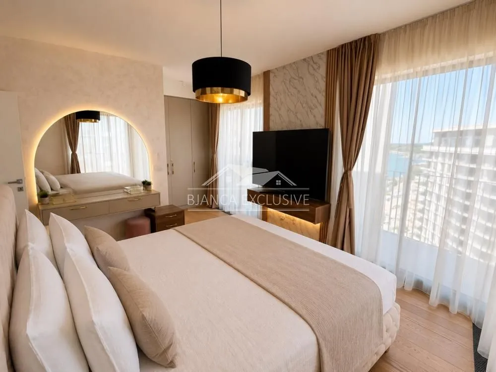Sale, three bedroom apartment, 174m², Savski Venac, Beograd