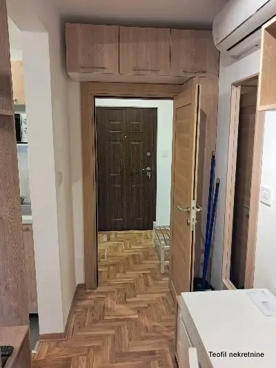 Rent, studio apartment, 30m², Stari Grad, Beograd