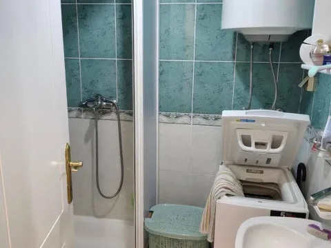 Prodaja, jednosoban stan, 35m², Bulevar, Budva - image 8