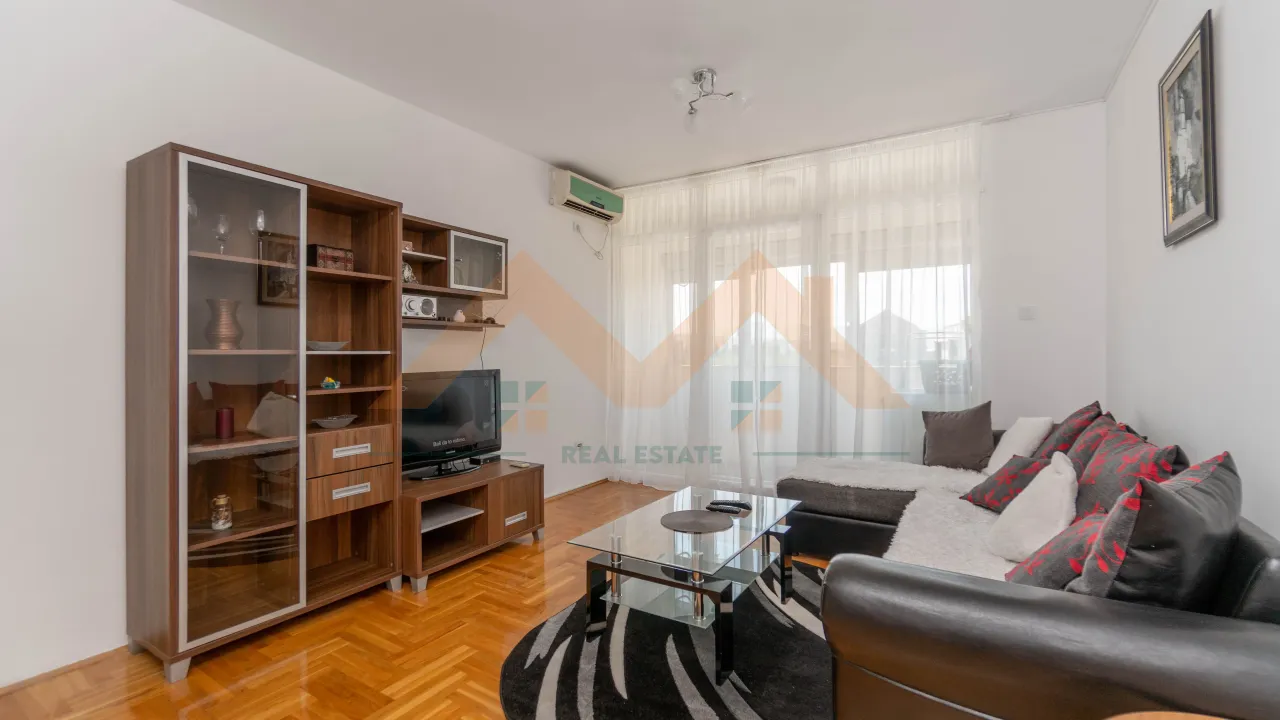 Izdavanje, stan, 60m², Kod Big Fashion-a, Podgorica