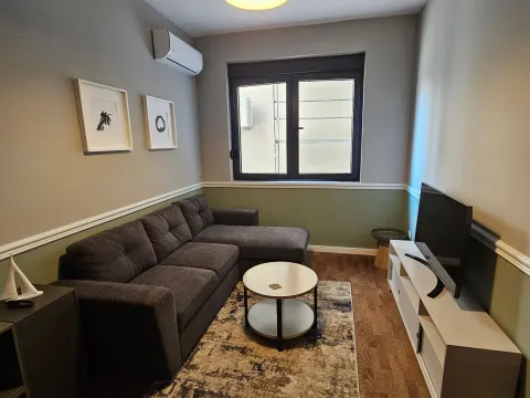 Rent, two bedroom apartment, 36m², Bečići, Budva - image 5