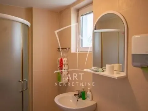 Prodaja, stan, 226m², Voždovac Sve Podlokacije, Beograd - image 12