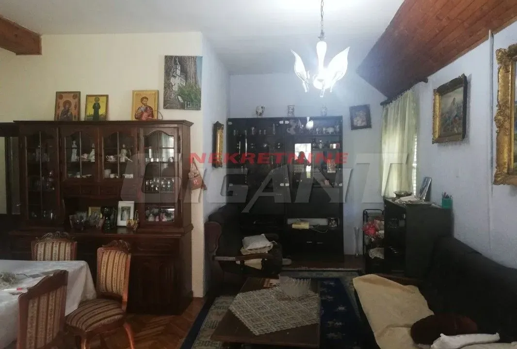 Prodaja, kuća, 125m², Novi Banovci, Stara Pazova