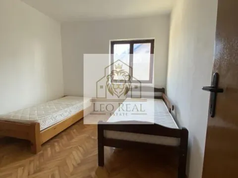 Rent, house, 330m², Dobanovci, Surčin - image 11