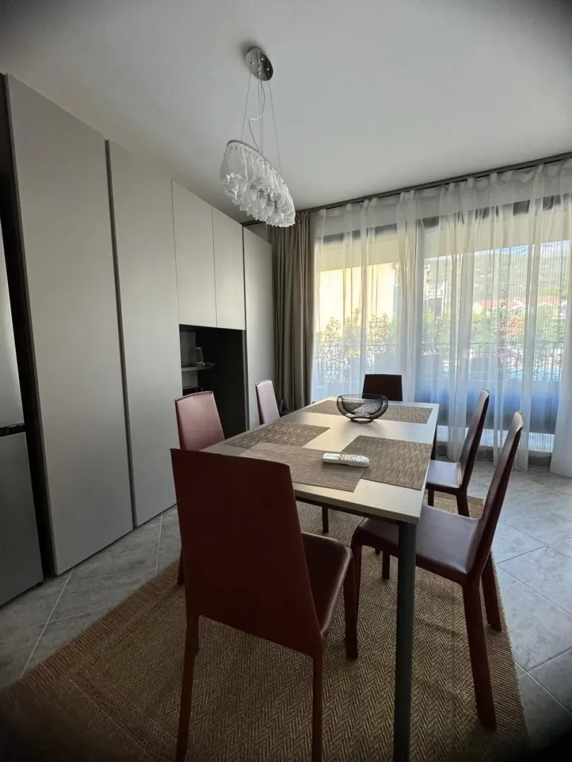 Rent, house, 170m², Lastva Grbaljska, Kotor