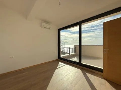 Prodaja, trosoban stan, 126m², Reževići, Budva - image 5