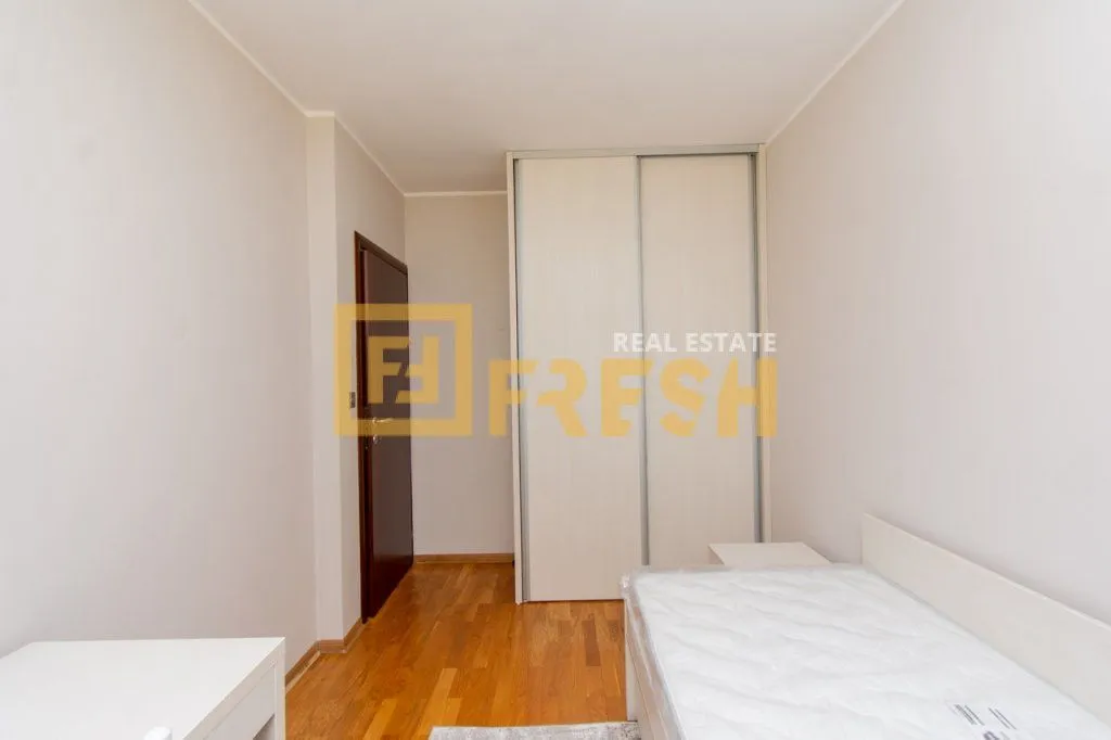 Izdavanje, trosoban stan, 90m², Ljubović, Podgorica