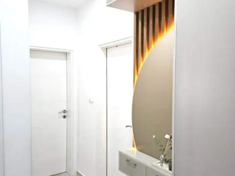 Izdavanje, jednosoban stan, 55m², Kavač, Kotor - image 5