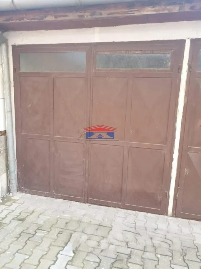 Sale, parking/garage, 14m², Socijalno, Novi Sad Sve Podlokacije
