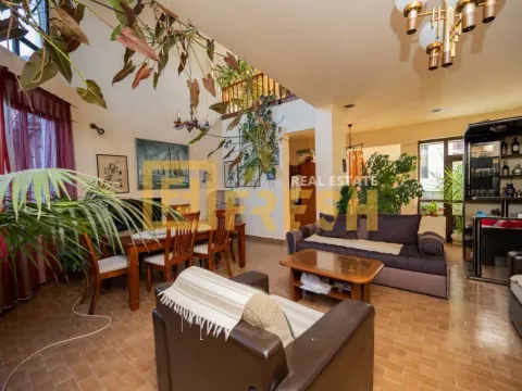 Sale, house, 348m², Stara Varoš, Podgorica - image 5