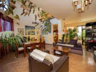 Prodaja, kuća, 348m², Stara Varoš, Podgorica - image 5