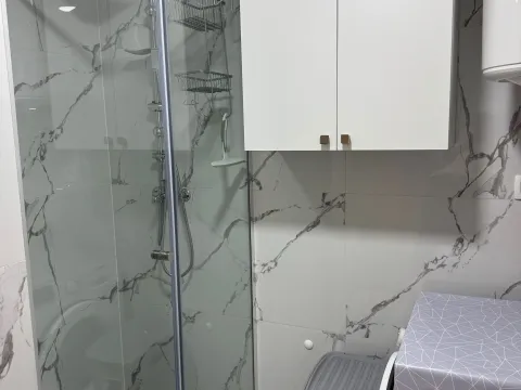 Rent, one bedroom apartment, 44m², Bečići, Budva - image 8