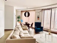 Izdavanje, trosoban stan, 92m², Čubura, Beograd - image 2