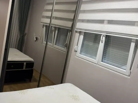 Rent, one bedroom apartment, 50m², Blok 9, Podgorica - image 5