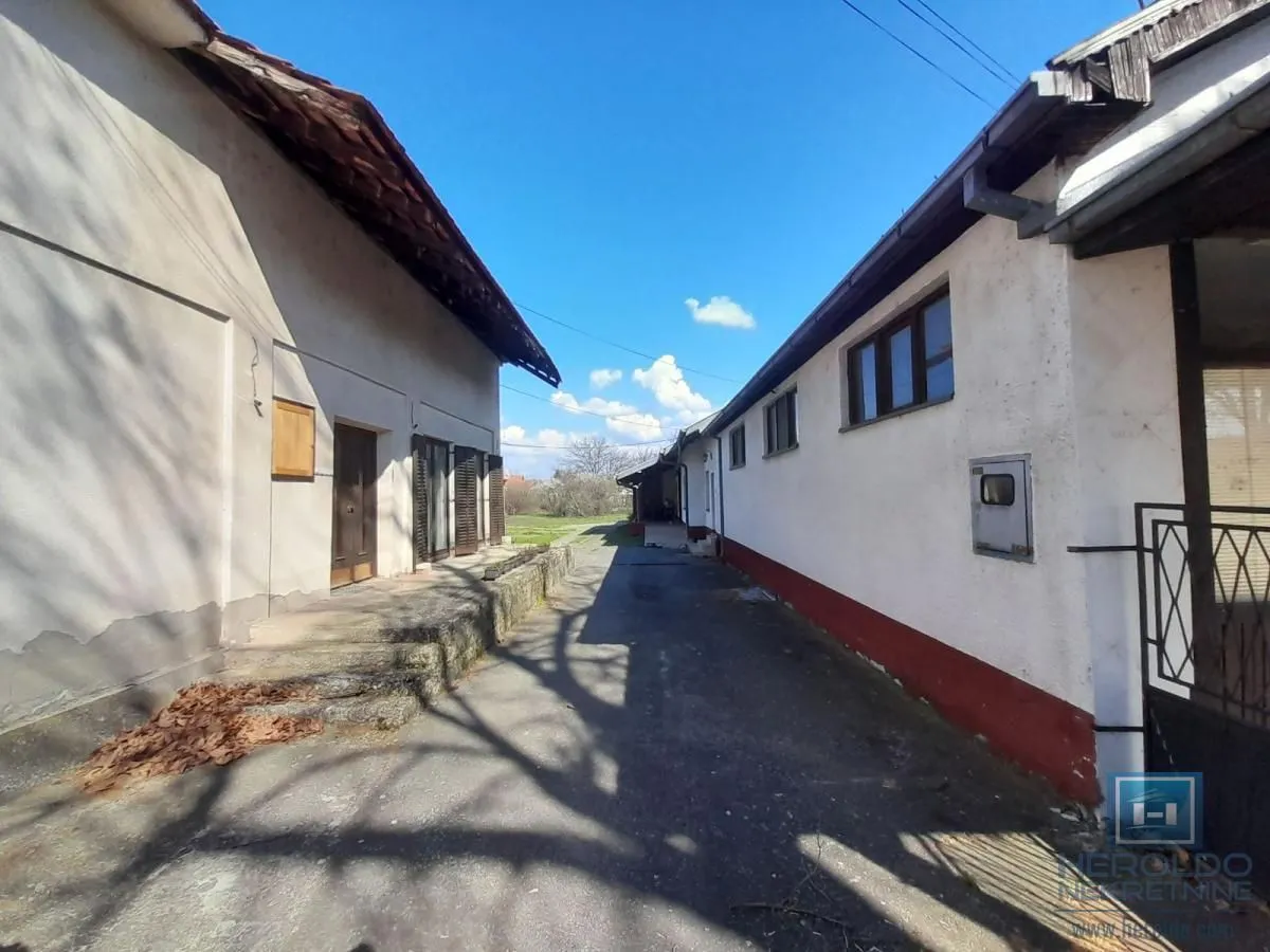 Sale, house, 200m², Centar, Ćuprija