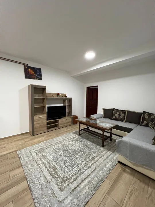 Rent, one bedroom apartment, 55m², Centar, Bar