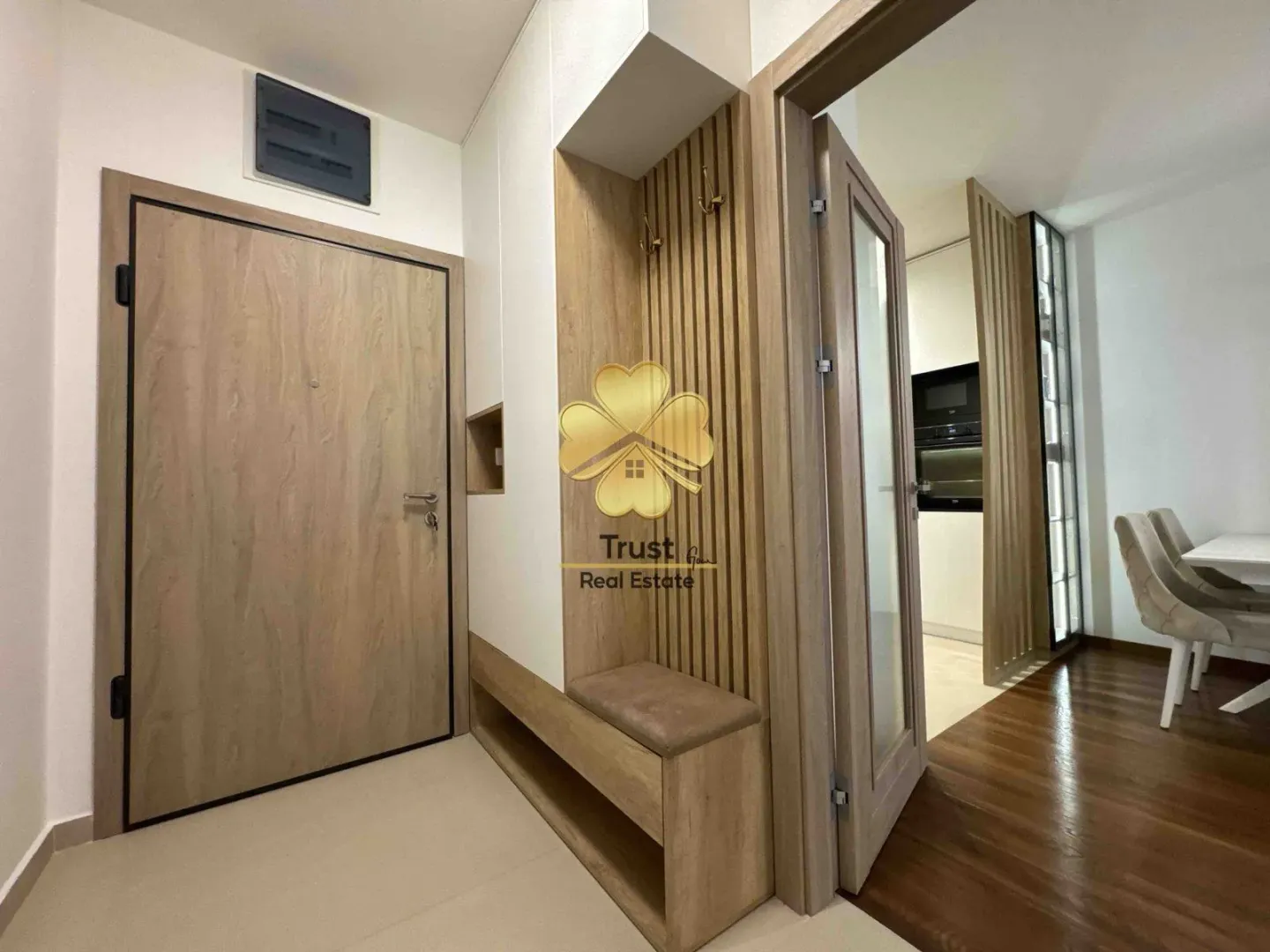 Izdavanje, jednosoban stan, 53m², Master Kvart, Podgorica