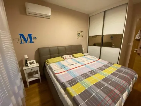 Izdavanje, dvosoban stan, 94m², City Kvart, Podgorica - image 9