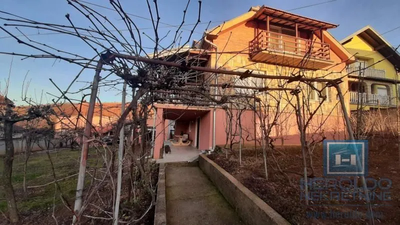 Prodaja, kuća, 500m², Despotovac, Srbija
