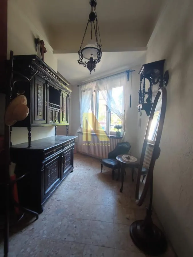 Izdavanje, trosoban stan, 55m², Centar, Novi Sad
