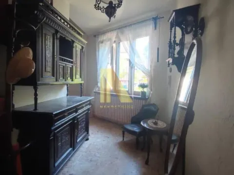 Izdavanje, trosoban stan, 55m², Centar, Novi Sad - image 8