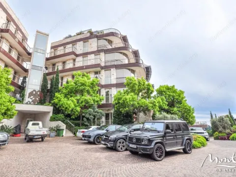 Prodaja, dvosoban stan, 179m², Budva, Crna Gora - image 31