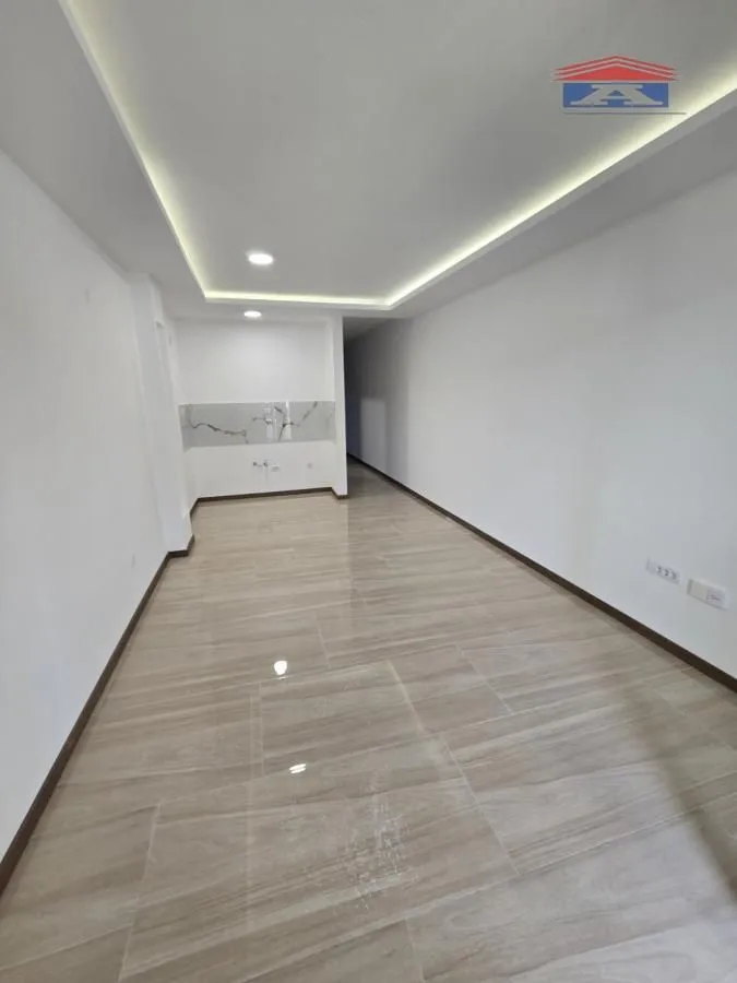 Izdavanje, garsonjera, 33m², Železnička Stanica, Novi Sad Sve Podlokacije