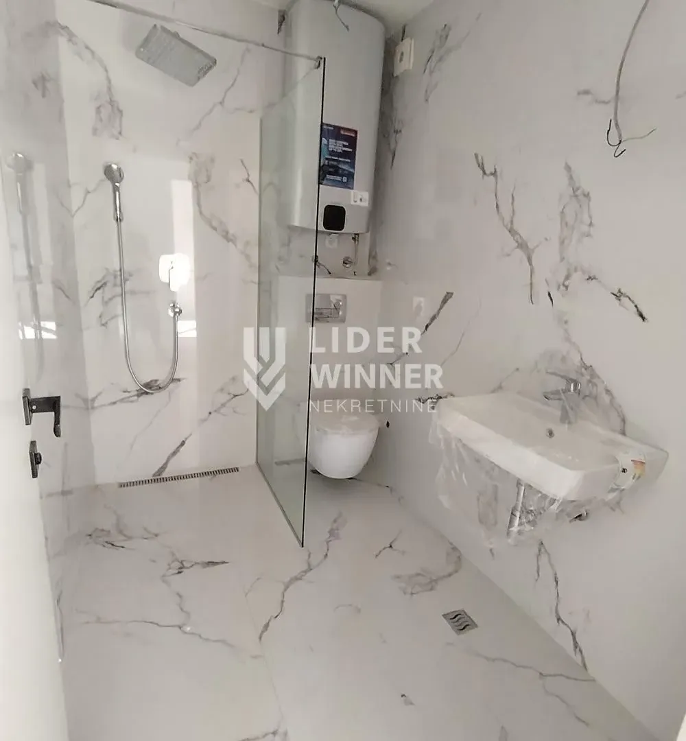 Sale, three bedroom apartment, 78m², Autokomanda, Voždovac Sve Podlokacije
