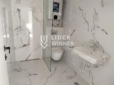 Sale, three bedroom apartment, 78m², Autokomanda, Voždovac Sve Podlokacije - image 8