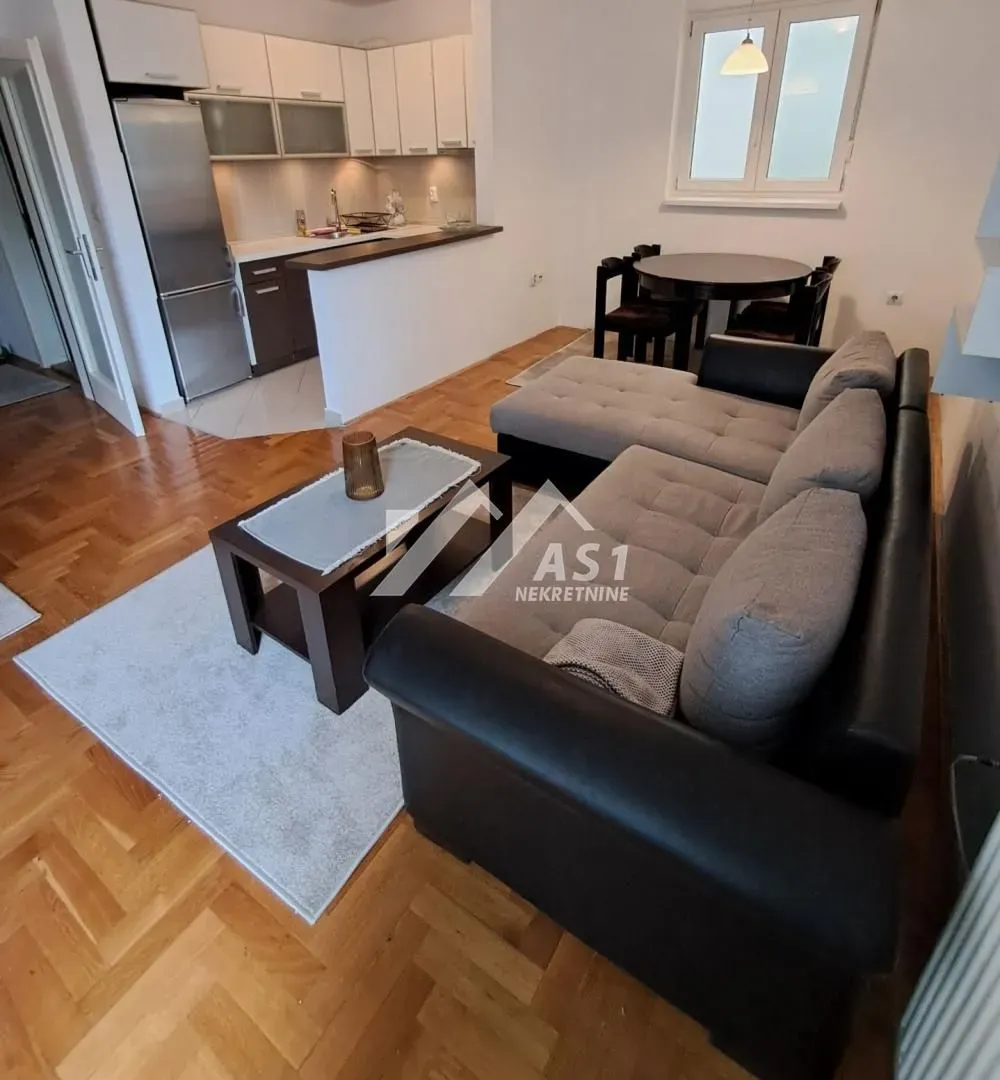 Izdavanje, dvosoban stan, 46m², Grbavica, Novi Sad Sve Podlokacije