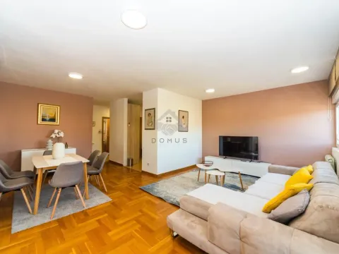 Izdavanje, dvosoban stan, 85m², Podgorica, Crna Gora