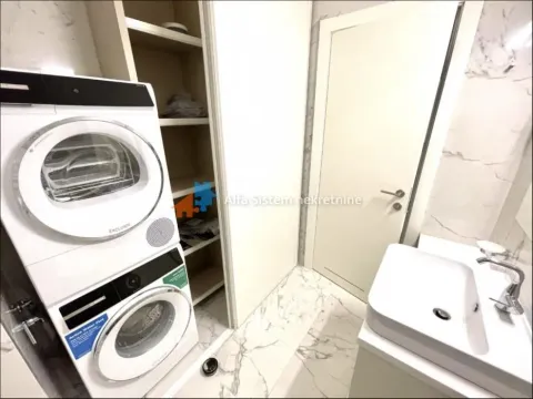 Izdavanje, četvorosoban stan, 123m², Novi Beograd Blok 65, Novi Beograd Sve Podlokacije - image 17