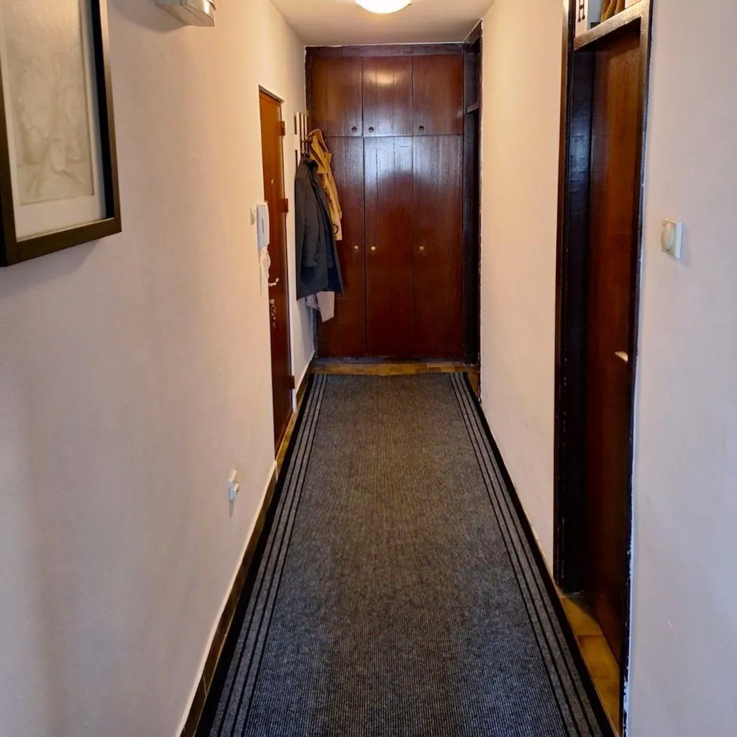 Prodaja, dvosoban stan, 76m², Blok 5, Podgorica