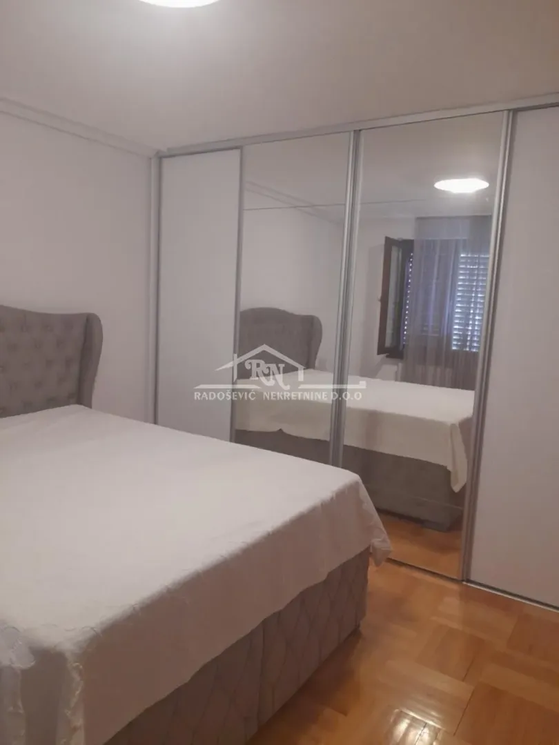 Sale, apartment, 150m², Čukarica, Beograd