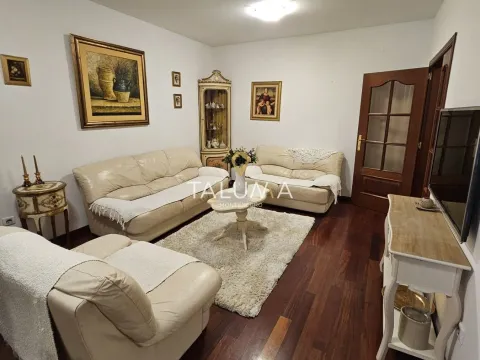 Rent, three bedroom apartment, 100m², Gorica C, Podgorica - image 1