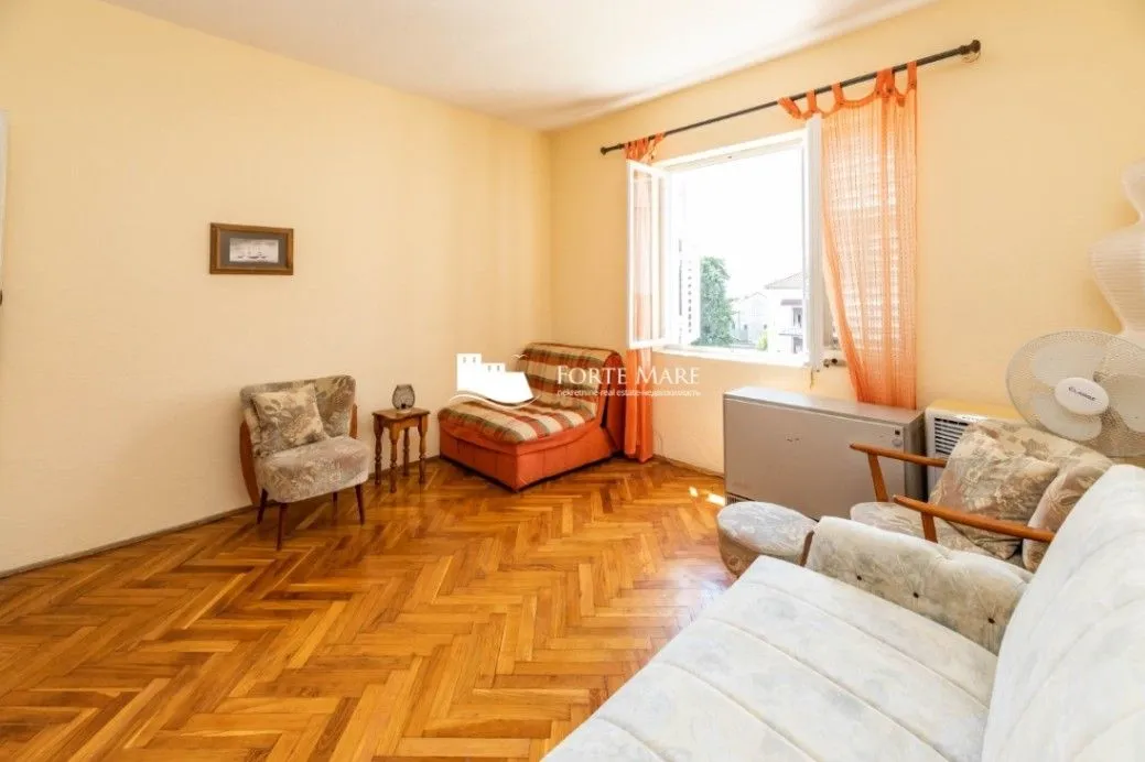 Prodaja, petosoban stan, 119m², Igalo, Herceg Novi