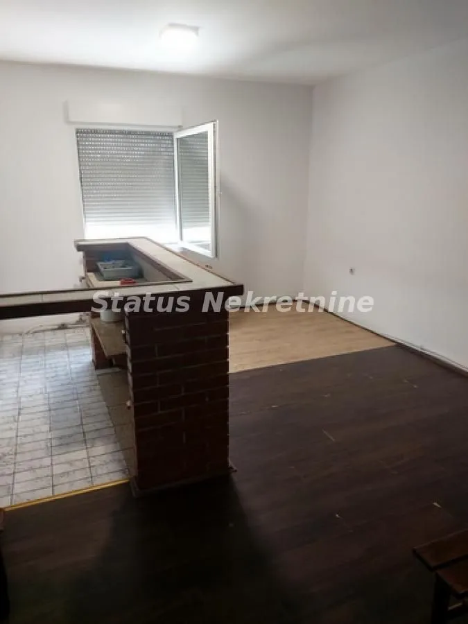 Prodaja, kuća, 261m², Inđija, Srbija