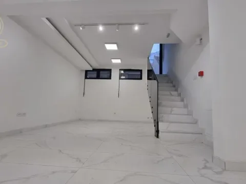 Rent, office space, 64m², Spens, Novi Sad Sve Podlokacije - image 2