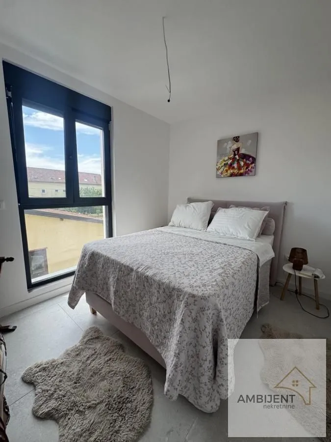 Prodaja, trosoban stan, 74m², Novi Banovci, Stara Pazova
