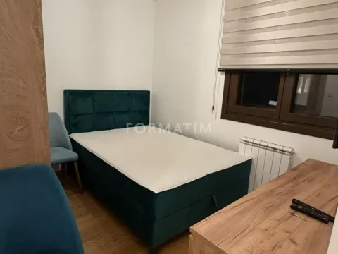 Izdavanje, trosoban stan, 55m², Kluz, Zvezdara Sve Podlokacije - image 9