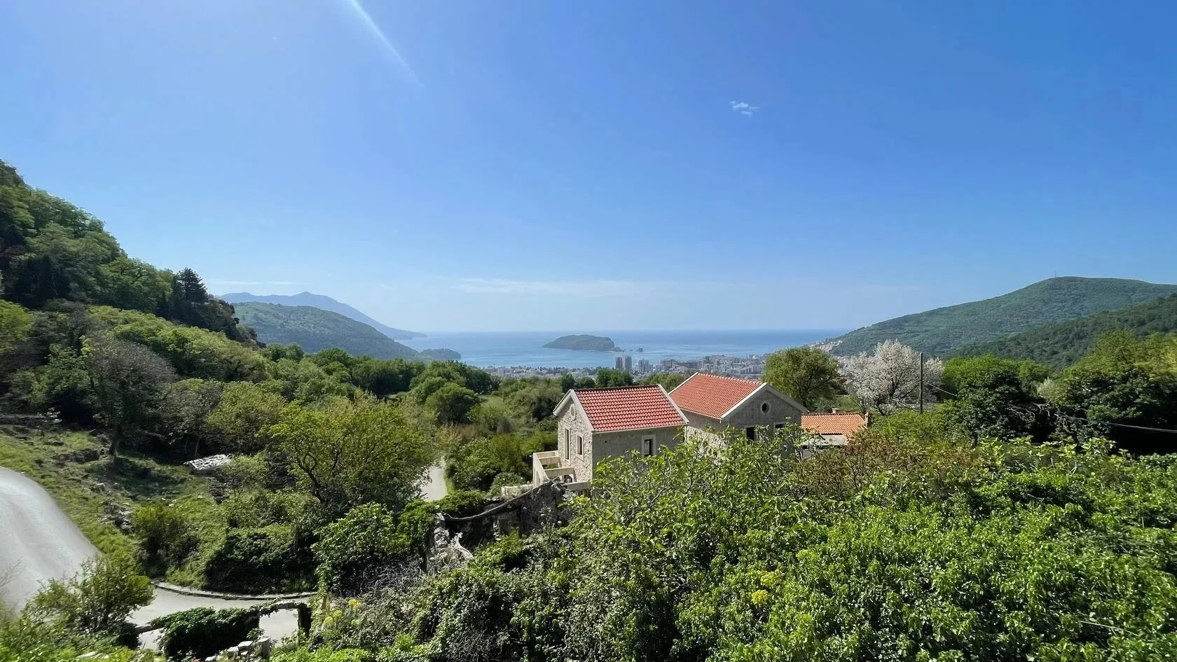 Prodaja, kuća, 250m², Maine, Budva