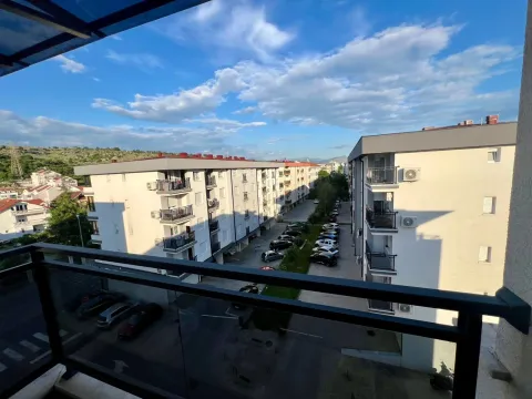 Rent, three bedroom apartment, 78m², Nova Dalmatinska, Podgorica - image 13