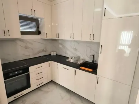 Izdavanje, jednosoban stan, 45m², Zabjelo, Podgorica - image 2