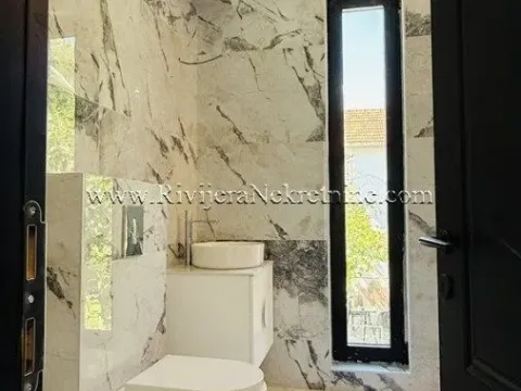Prodaja, trosoban stan, 117m², Herceg Novi, Crna Gora - image 5