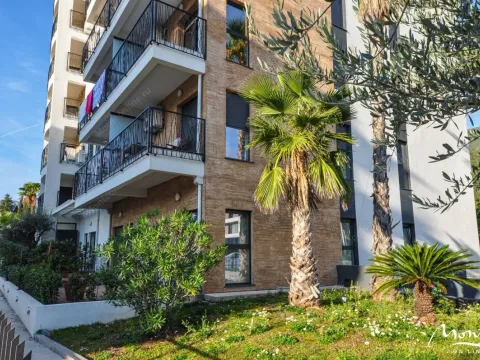 Prodaja, dvosoban stan, 73m², Tivat, Crna Gora - image 21