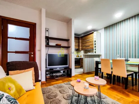 Rent, two bedroom apartment, 67m², Preko Morače, Podgorica - image 4