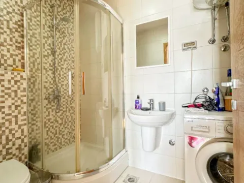 Izdavanje, jednosoban stan, 44m², City Kvart, Podgorica - image 10