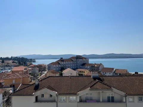 Rent, one bedroom apartment, 45m², Centar, Tivat - image 4