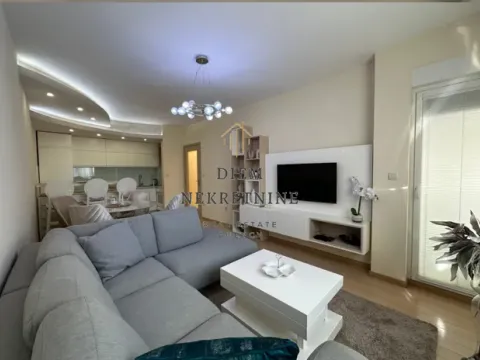 Izdavanje, dvosoban stan, 68m², City Kvart, Podgorica - image 6