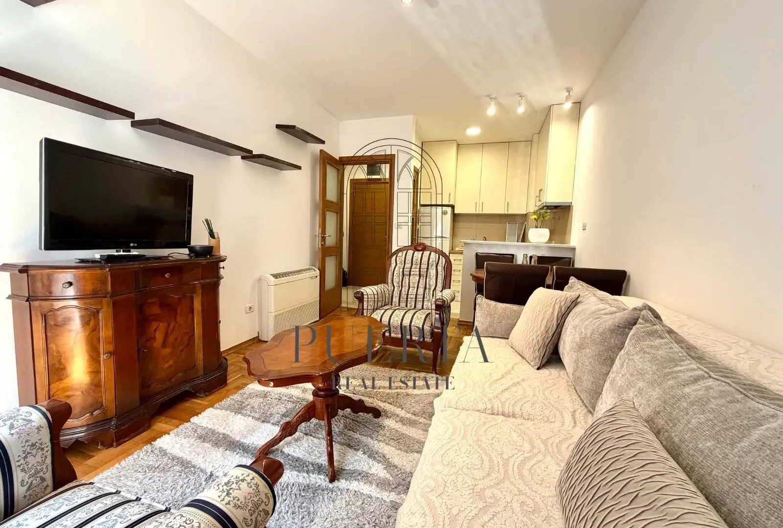 Rent, one bedroom apartment, 40m², Pobrežje, Podgorica